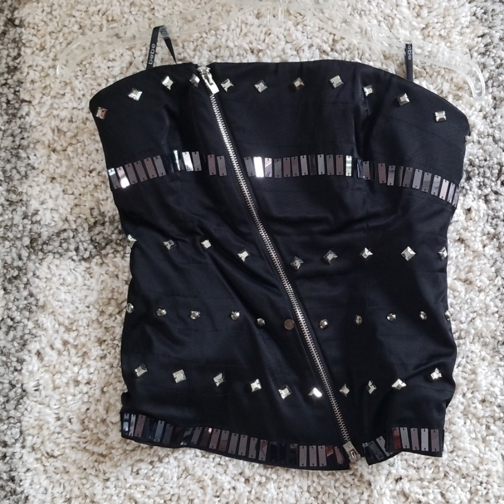 Strapless bebe studed top